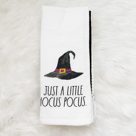 NEW Rae Dunn Just A Little Hocus Pocus Set of 3 Kitchen Towels - Picture 4 of 4